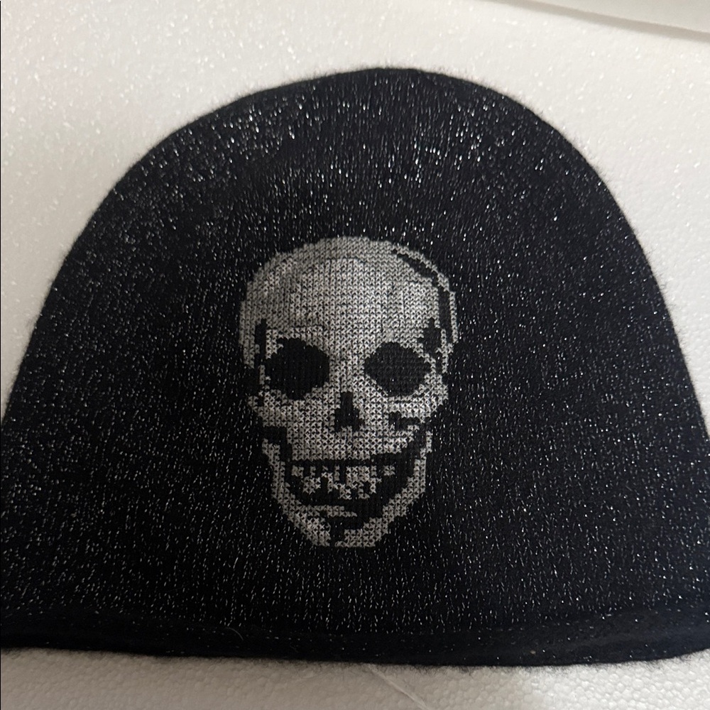 Black Skull Beanie